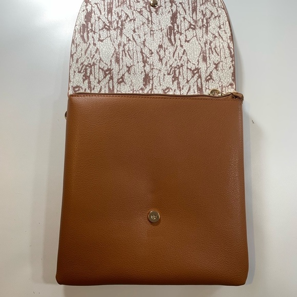 Multi Pockets Crossbody Handbag Removable Strap - Picture 3 of 7